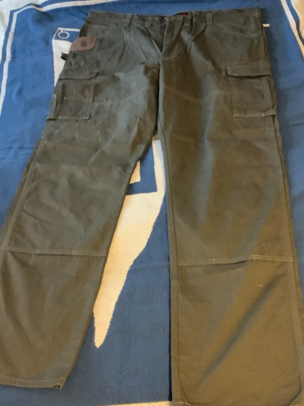 Wrangler Riggs Workwear Olive Green Cargo Pants with Multiple Pockets 44x36